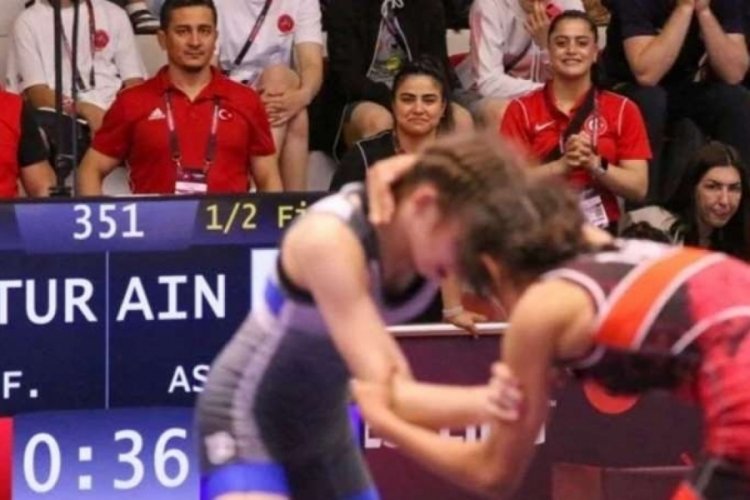 17 Yaş Altı Kadın G&uuml;reş Milli Takımı, Avrupa şampiyonu oldu