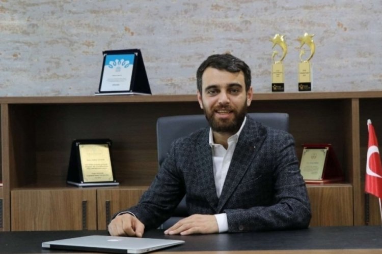 Bursaspor'da adaylığını a&ccedil;ıklayan ilk isim Emin Adanur