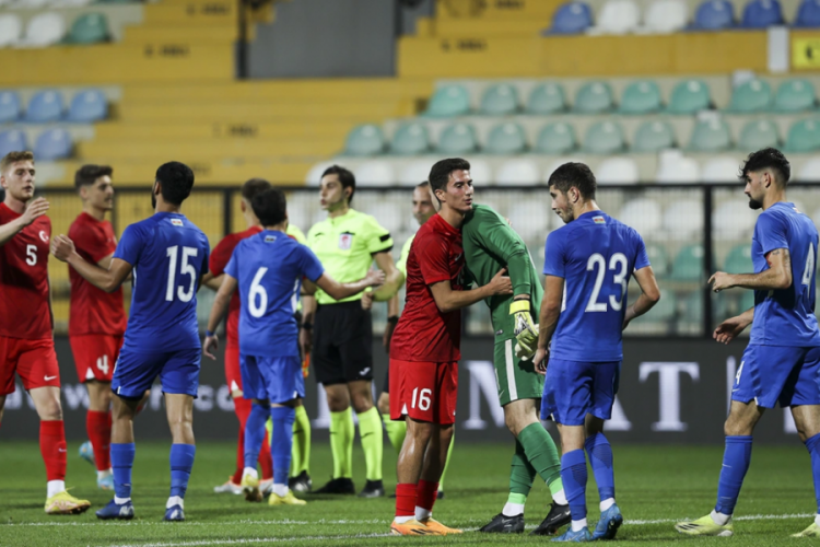 &Uuml;mit Milliler Azerbaycan'ı tek golle yendi
