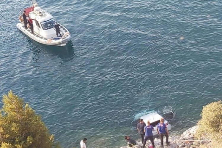 Van'da g&ouml;le u&ccedil;an ara&ccedil;taki 2 kardeş &ouml;ld&uuml;