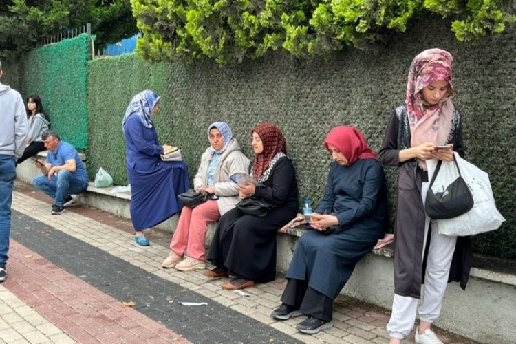 Bursa'da YKS'nin 2. oturumu AYT başladı