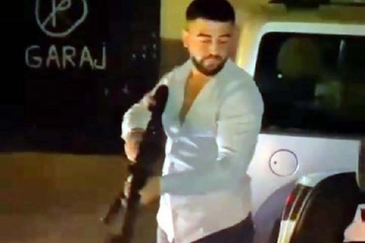 Boşandığı eşi ve kayınpederini &ouml;ld&uuml;rd&uuml;!