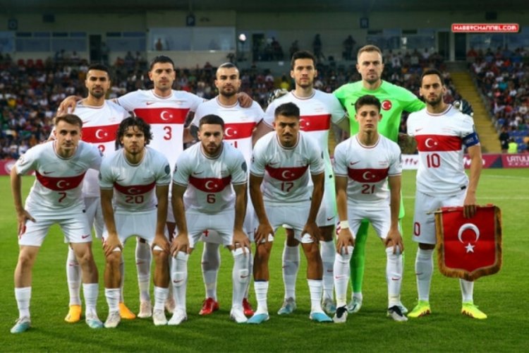 T&uuml;rkiye - Galler ma&ccedil;ının muhtemel 11'leri belli oldu
