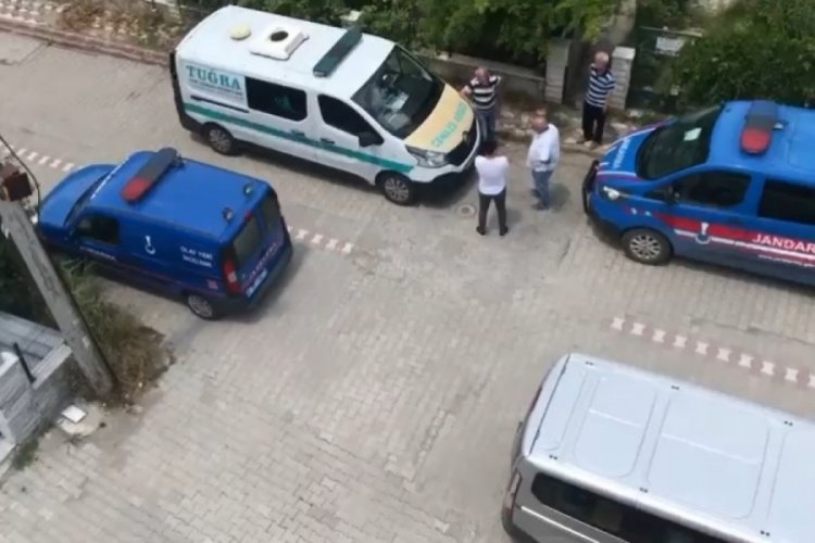 Balıkesir'de emekli albay evinde &ouml;l&uuml; olarak bulundu