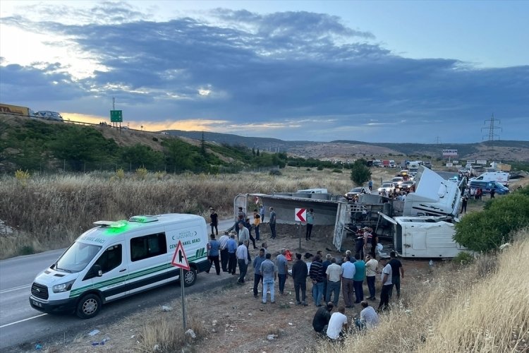 Gaziantep'te katliam gibi kaza: 3 &ouml;l&uuml;, 5 yaralı
