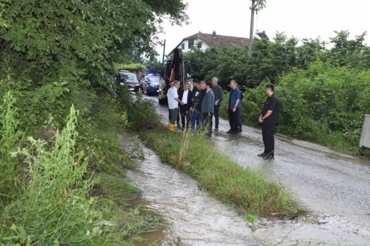 D&uuml;zce'de dere yataklarına yakın evi olanlar tahliye edilecek