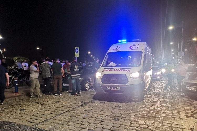 İzmir'de kanlı kavga: Polis memuru ağır yaralandı