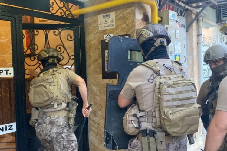 Mersin merkezli 5 ilde organize su&ccedil; &ouml;rg&uuml;t&uuml; operasyonu! 36 g&ouml;zaltı