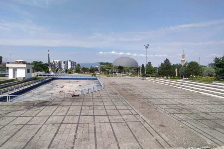 Bursa'da Kamberler Parkı'ndaki g&uuml;r&uuml;lt&uuml;l&uuml; eğlenceler pek &ccedil;ok mahalleyi rahatsız ediyor