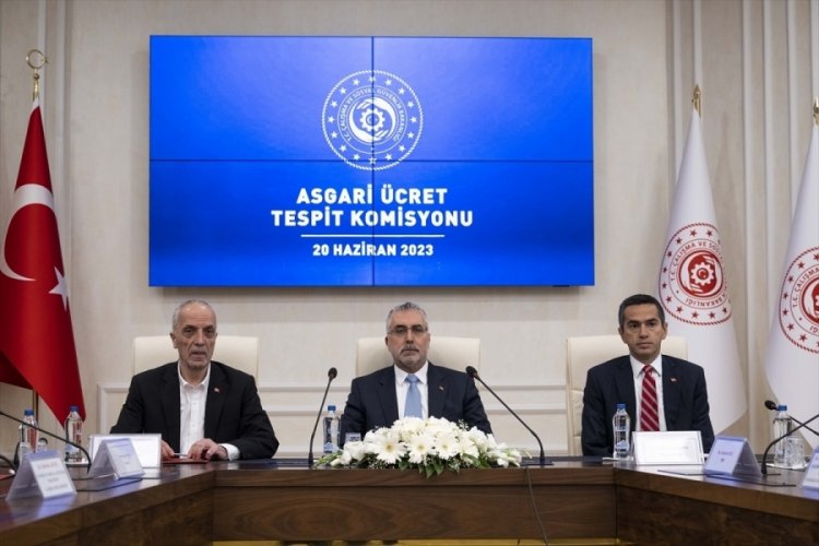 Asgari &uuml;cretin a&ccedil;ıklanmasının ardından gelen ilk yorumlar!
