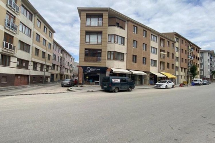 Boşandığı eşinin motosikletine &ccedil;arpıp, &ouml;ld&uuml;rd&uuml;!