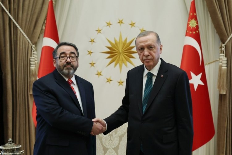 Erdoğan Peru B&uuml;y&uuml;kel&ccedil;isi Cesar Augusto De Las Casas Diaz'la g&ouml;r&uuml;şt&uuml;