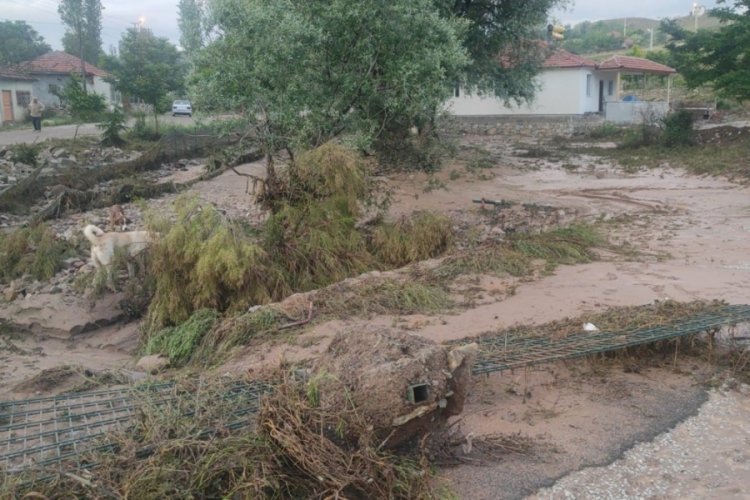 Yozgat'ta sağanak sele neden oldu