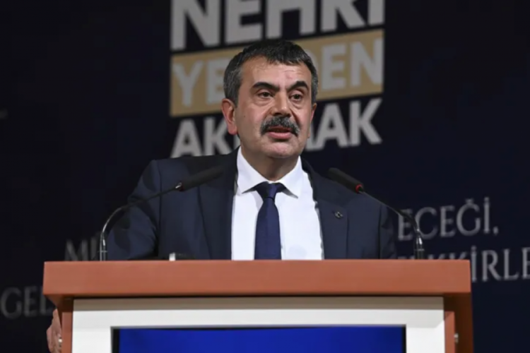 Bakan Yusuf Tekin: Her alanda yeni bir inşa süreci başlatmak gerek