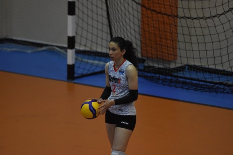 Beyza Dursun, Boz&uuml;y&uuml;k Belediye Voleybol ile anlaştı