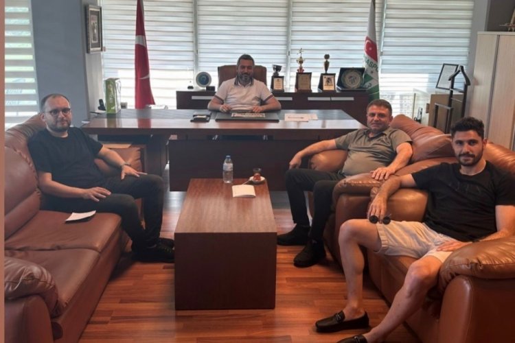Bursaspor'da dikkat &ccedil;eken g&ouml;r&uuml;şme