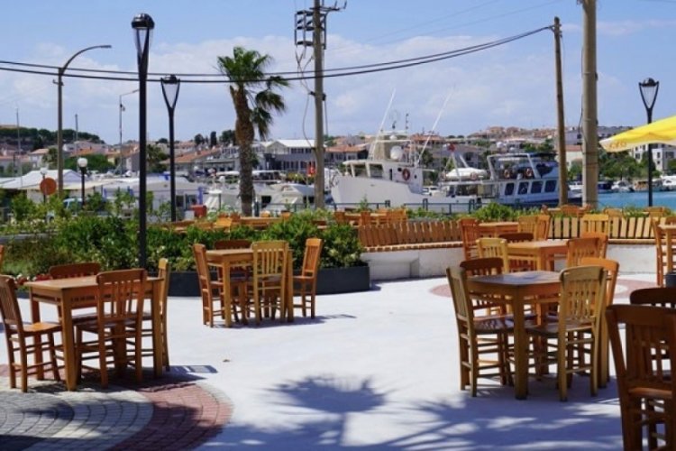 İzmir'de dikkat &ccedil;eken iş ilanı! Kafede fake m&uuml;şteri...