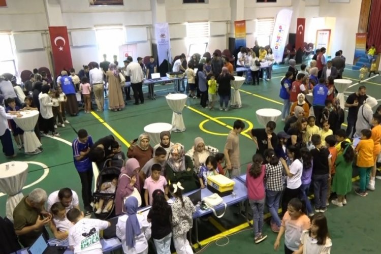 Geleceğin m&uuml;hendisleri projelerini sergiledi
