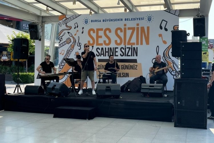 Bursa B&uuml;y&uuml;kşehir D&uuml;nya M&uuml;zik G&uuml;n&uuml;'nde Bursalıları unutmadı