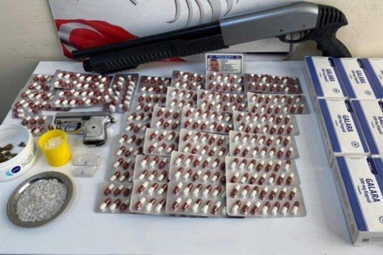 95 gram metamfetamin, 416 sentetik hap ele ge&ccedil;irildi