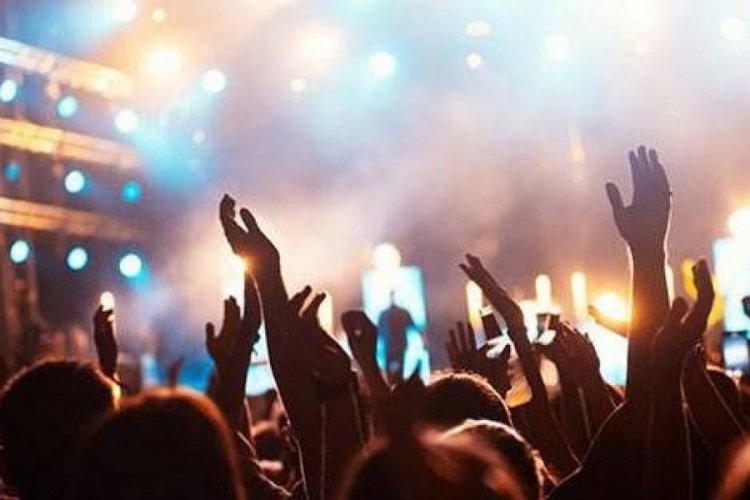 C&uuml;neyt &Ouml;zdemir: M&uuml;zik yasağı t&uuml;m T&uuml;rkiye'de kaldırıldı