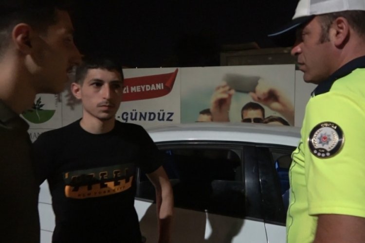 Bursa'da drift yapmaktan ehliyetine el konuldu, polislerle pazarlık yaptı