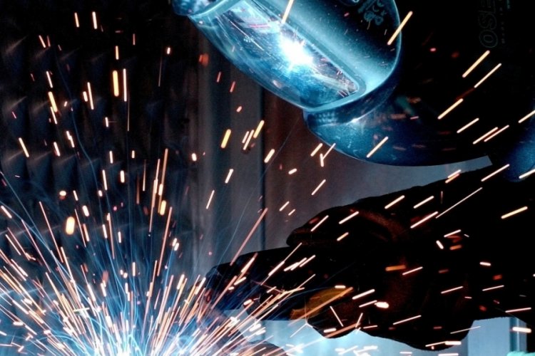 Yabancı yatırımlarda en y&uuml;ksek payı imalat sekt&ouml;r&uuml; aldı