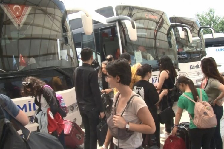 Bursa'da Terminal'de bayram yoğunluğu