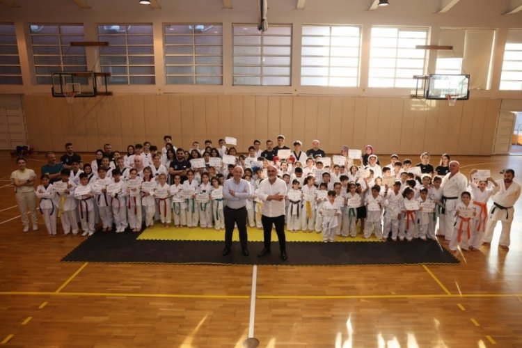 Başarılı sporcular kuşak atladı