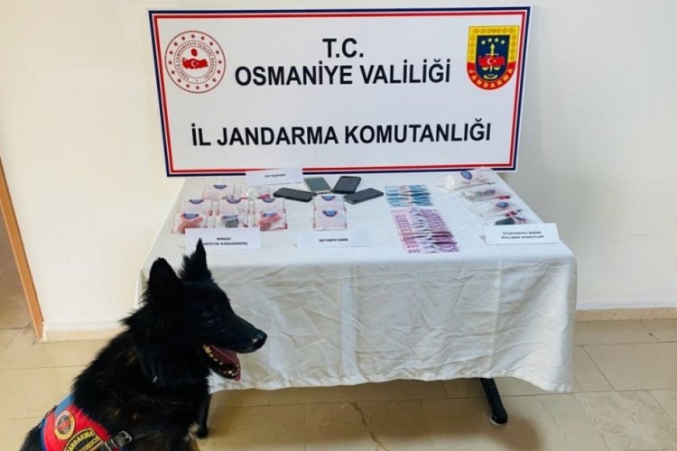 Jandarma uyuşturucu operasyonu: 4 g&ouml;zaltı