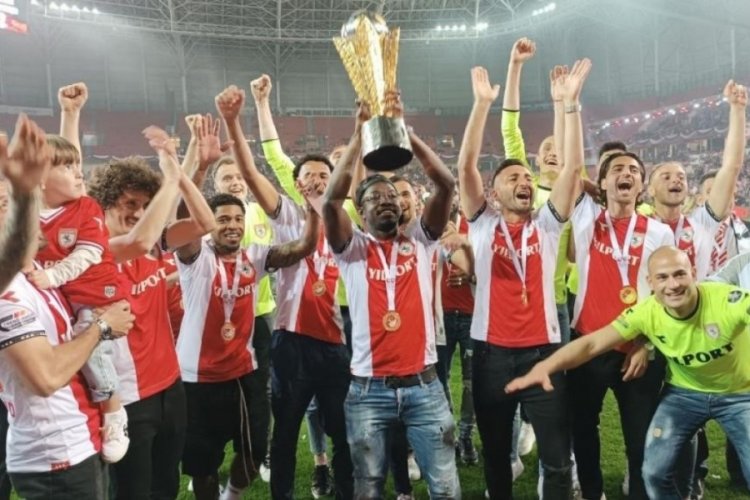 Şampiyon Samsunspor sahaya iniyor