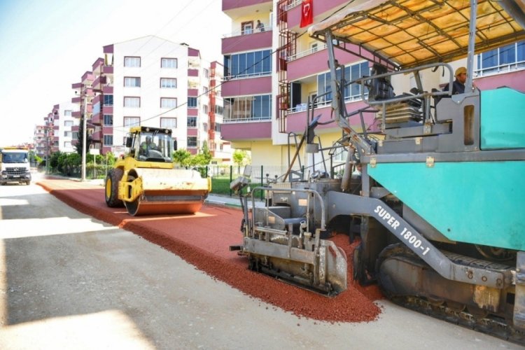 Bursa'da asfalt &ccedil;alışmaları s&uuml;r&uuml;yor