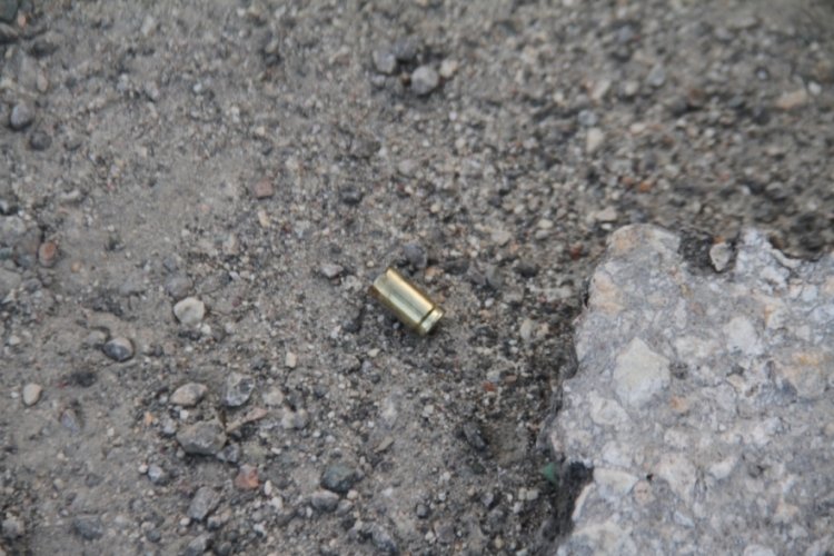 Elazığ'da bir iş yerinde meydana gelen silahlı kavgada 2 kişi yaralandı