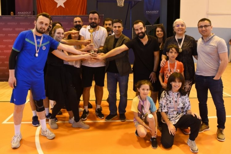 Personel Voleybol Turnuvası şampiyonu A&Ouml;F oldu