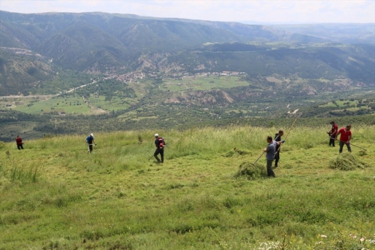 &Ccedil;ankırı'da yapılacak yama&ccedil; paraş&uuml;t&uuml; yarışması i&ccedil;in hazırlıklar başladı