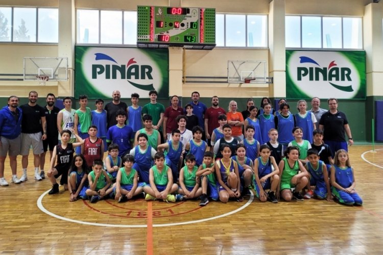 TOFAŞ Cup ve TOFAŞ Şut Gelı̇ştı̇rme Kampı İzmir'de ş&ouml;len havasında ge&ccedil;ti
