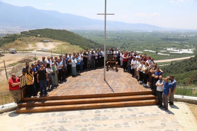 Bursa'da G&uuml;rsu Belediyesi hem sahada hem iş başında birlikte