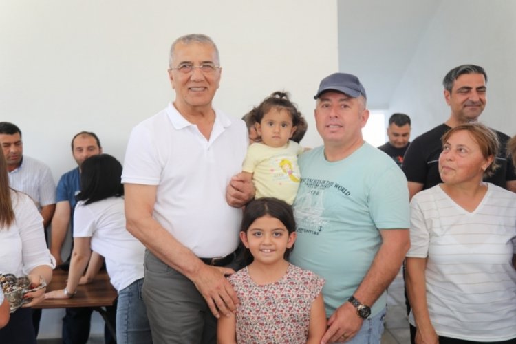 Tarhan'dan bayramlaşma t&ouml;reninde s&ouml;zleşme s&uuml;rprizi