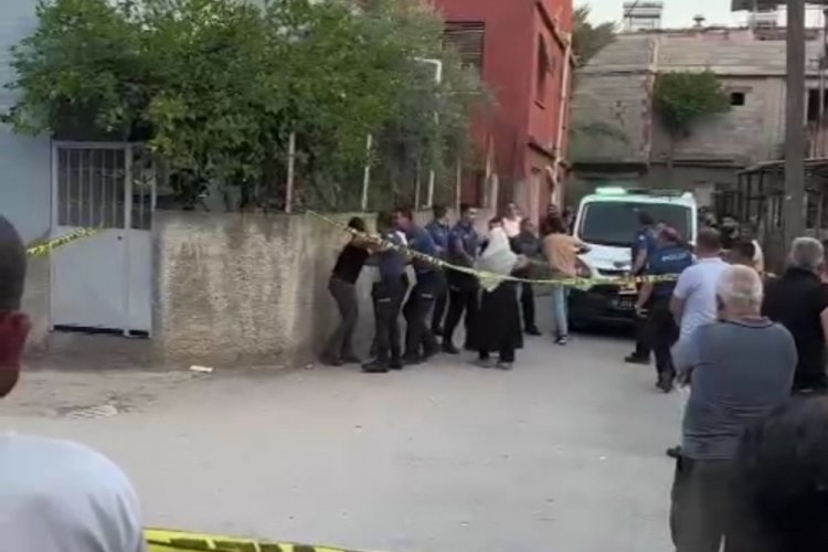 Adana'da dehşet: Eşini yaraladı, kendini &ouml;ld&uuml;rd&uuml;