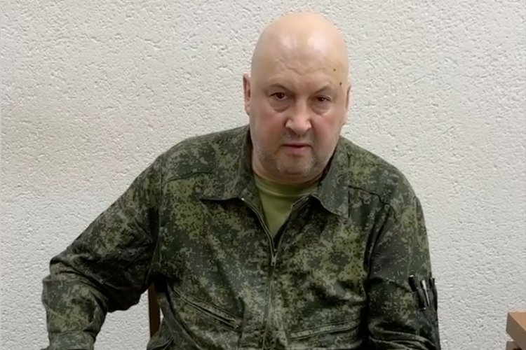 Rus komutanlardan Wagner'e "durma &ccedil;ağrısı"