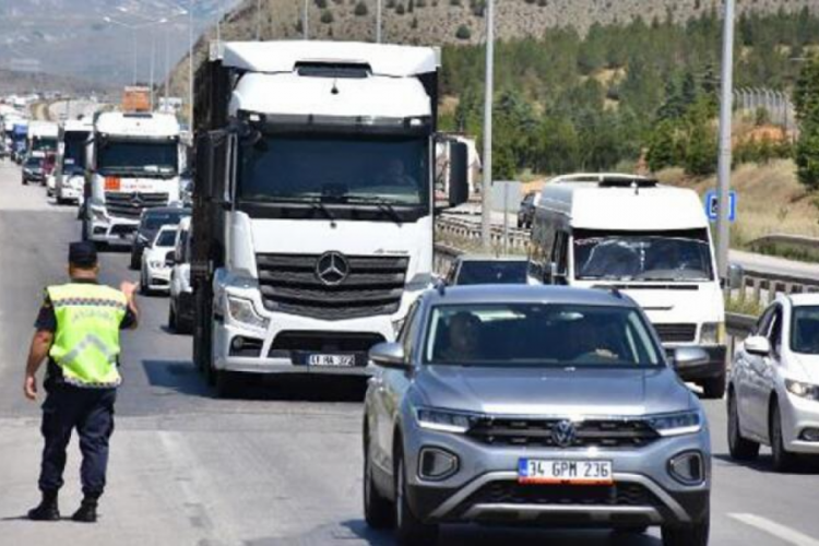 43 ilin kesişim noktası Kırıkkale'de bayram yoğunluğu
