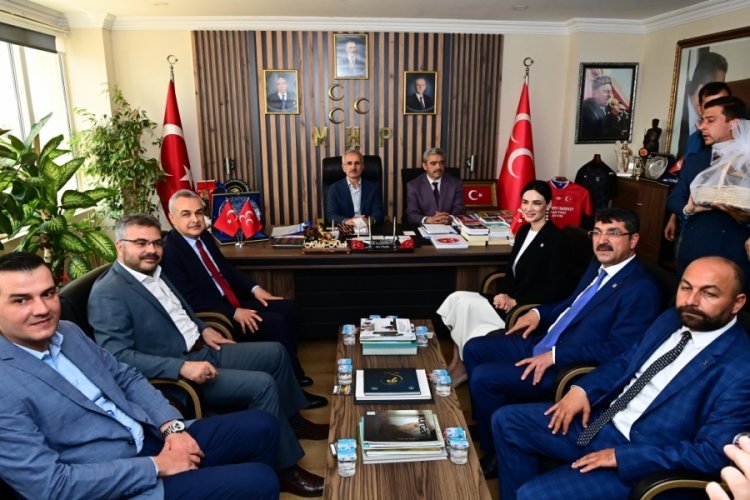 Ulaştırma Bakanı Uraloğlu Aydın AK Parti ve MHP İl Başkanlıklarını ziyaret etti