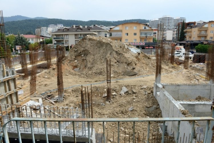 Bursa Nil&uuml;fer'de pazaryerleri işlevsel hale getiriliyor