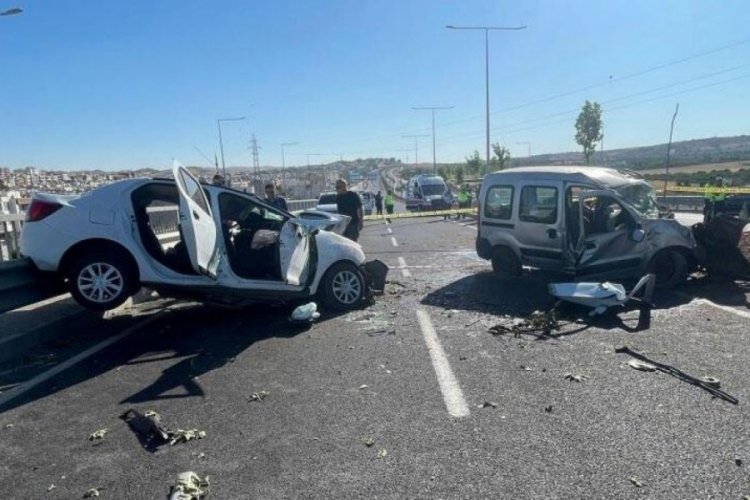 Şanlıurfa'da korkun&ccedil; kaza! 3 &ouml;l&uuml;, 2 yaralı