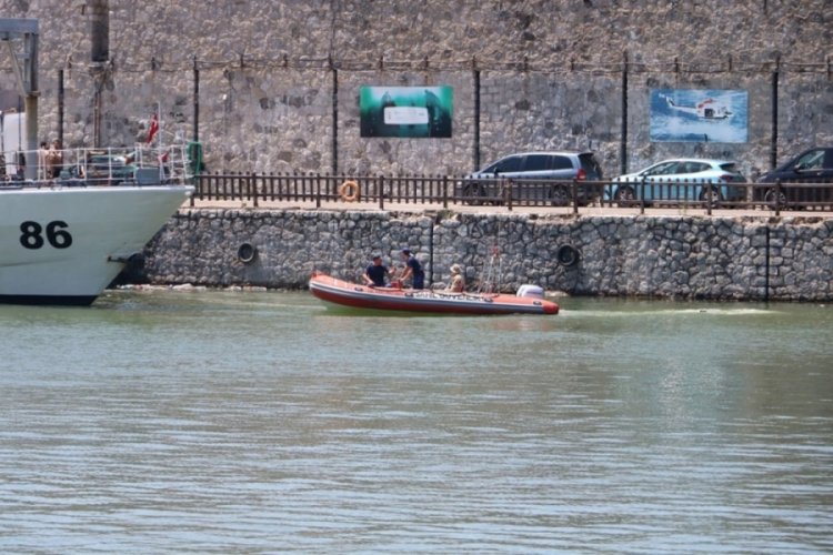 Zonguldak Limanı'nda mayın ş&uuml;phesiyle arama