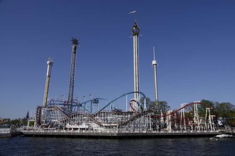 İsve&ccedil;'te lunaparkta facia: 1 &ouml;l&uuml;
