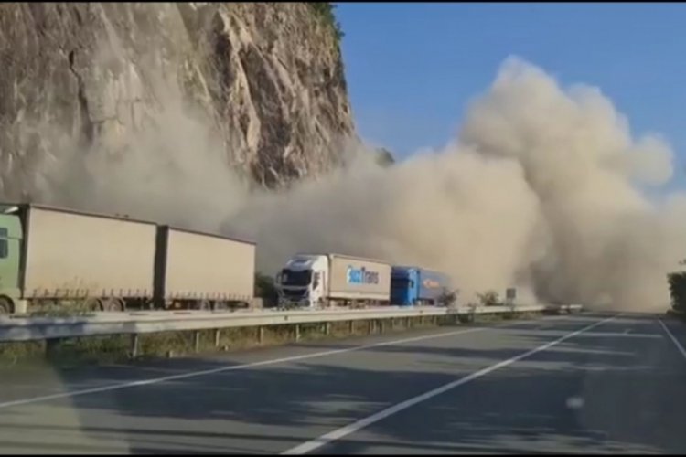 Artvin Hopa'da heyelan