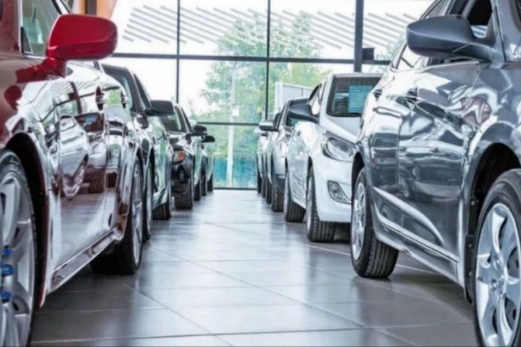Otomobilde yeni zam bekleniyor