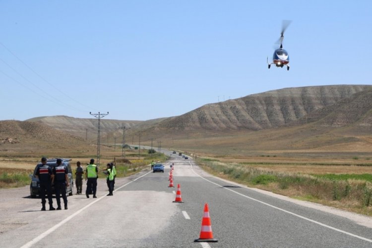&Ccedil;ankırı'da bayram tatilinde ara&ccedil;lar "cayrokopter" ile denetlendi