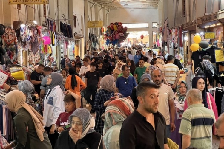 Kahramanmaraş'ta Tarihi Kapalı &Ccedil;arşıda Kurban Bayramı hareketliliği